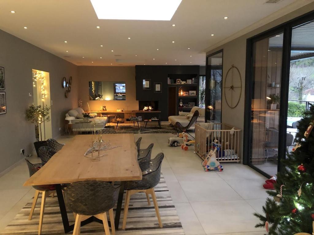 Grande Villa De Luxe Périgueux Exteriér fotografie